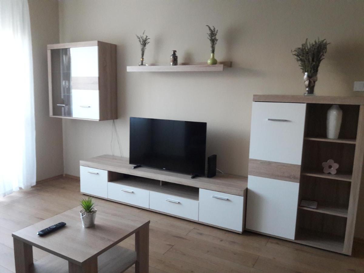 Studio+19 Apartman Казінцбарцика Екстер'єр фото